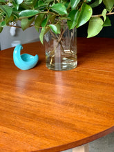 Load image into Gallery viewer, Mid-Century Oval, Extendable Dining Table