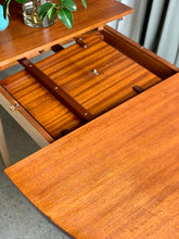Load image into Gallery viewer, Mid-Century Oval, Extendable Dining Table