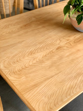 Load image into Gallery viewer, Mid-Century 'Duros' Maple wood dining table