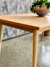 Load image into Gallery viewer, Mid-Century 'Duros' Maple wood dining table