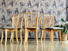 Load image into Gallery viewer, Set of 6 spindle back dining chairs
