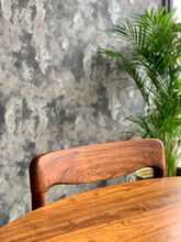 Load image into Gallery viewer, Artecasa Dining Table & Chairs