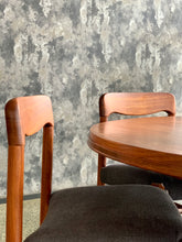 Load image into Gallery viewer, Artecasa Dining Table & Chairs