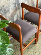 Load image into Gallery viewer, Artecasa Dining Table & Chairs