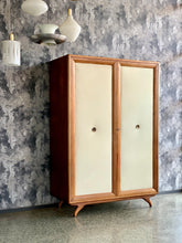 Load image into Gallery viewer, Retro Wardrobe