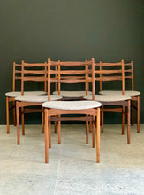 Load image into Gallery viewer, Vintage Dining Set