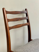 Load image into Gallery viewer, Vintage Dining Set