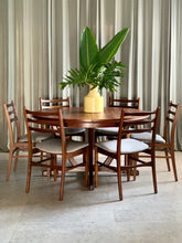 Load image into Gallery viewer, Vintage Dining Set