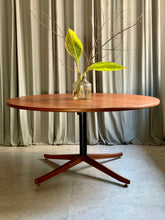 Load image into Gallery viewer, Mid- Century Kallenbach Round Table
