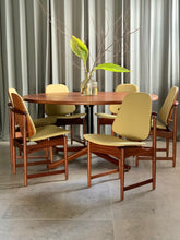 Load image into Gallery viewer, Mid- Century Kallenbach Round Table