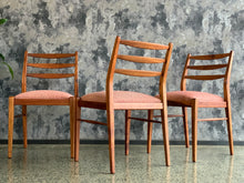 Load image into Gallery viewer, DS Vorster Dining Table & Chairs