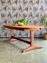 Load image into Gallery viewer, Sapele/ mahogany Novocraft 8 seater table