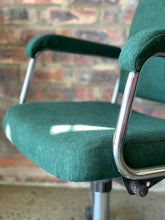 Load image into Gallery viewer, Office Swivel Chair