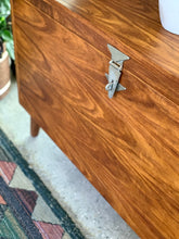 Load image into Gallery viewer, Retro Kiaat Storage/Kist