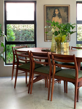 Load image into Gallery viewer, Elegant Vintage Dining Set