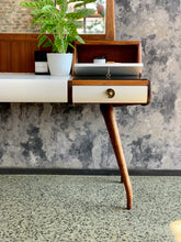 Load image into Gallery viewer, Retro Dressing Table