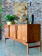 Load image into Gallery viewer, Mid-Century Sideboard