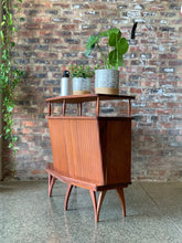 Load image into Gallery viewer, Mid-Century Bar