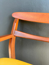 Load image into Gallery viewer, Pair Of Kallenbach Chairs
