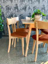 Load image into Gallery viewer, Mid-century 'Duros' dining room set
