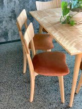 Load image into Gallery viewer, Mid-century 'Duros' dining room set