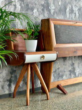Load image into Gallery viewer, Retro Headboard & Pedestals