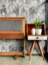 Load image into Gallery viewer, Retro Headboard & Pedestals