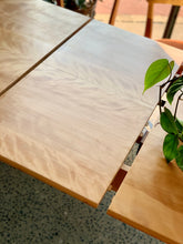Load image into Gallery viewer, Mid-century 'Duros' dining room set
