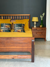 Load image into Gallery viewer, Retro Double Bed & Base
