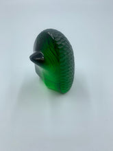 Load image into Gallery viewer, Art glass paperweights