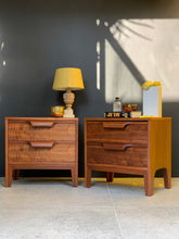 Load image into Gallery viewer, Pair Retro Pedestals