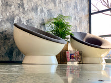 Load image into Gallery viewer, Mid-century Ball Chairs