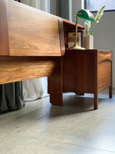 Load image into Gallery viewer, Mid-Century Bedroom Set