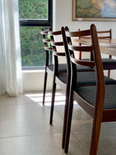 Load image into Gallery viewer, G-Plan Dining Table