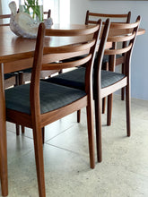 Load image into Gallery viewer, G-Plan Dining Table