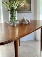 Load image into Gallery viewer, G-Plan Dining Table