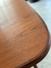 Load image into Gallery viewer, G-Plan Dining Table