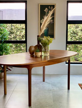 Load image into Gallery viewer, Mid-Century Nathan Dining Table