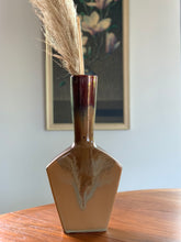 Load image into Gallery viewer, Retro Pottery Vase