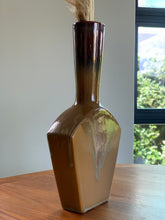 Load image into Gallery viewer, Retro Pottery Vase