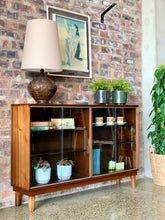 Load image into Gallery viewer, Mid-Century mahogany bookcase