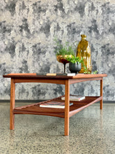Load image into Gallery viewer, Mid-Century Coffee Table