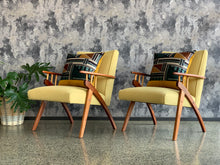 Load image into Gallery viewer, Geometric Pattern Scatter Cushions