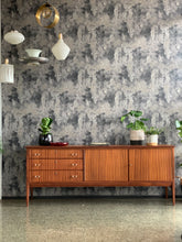 Load image into Gallery viewer, DS Vorster Sideboard