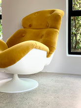 Load image into Gallery viewer, Lurashell Chair