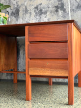 Load image into Gallery viewer, Retro Desk