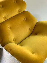 Load image into Gallery viewer, Lurashell Chair