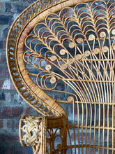 Load image into Gallery viewer, Vintage “Peacock” chair