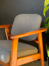 Load image into Gallery viewer, Curved Armchair