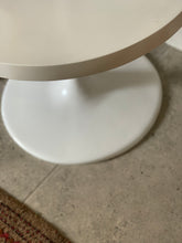 Load image into Gallery viewer, Tulip style MCM Side Table